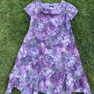 Women’s plus floral dress